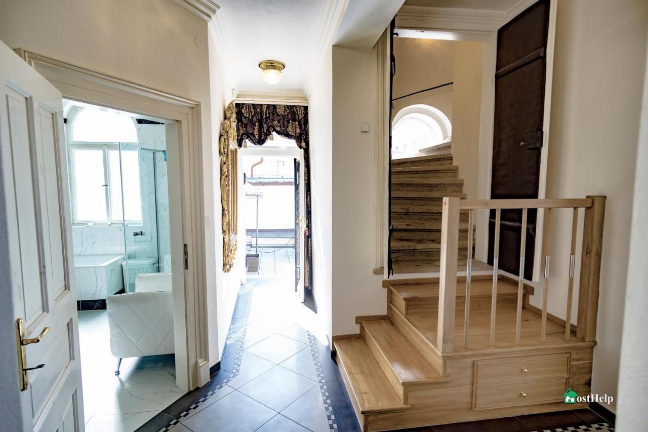 Villa With Hot-Tub, Terrace And Garden, Wenceslass Square Praha Eksteriør bilde