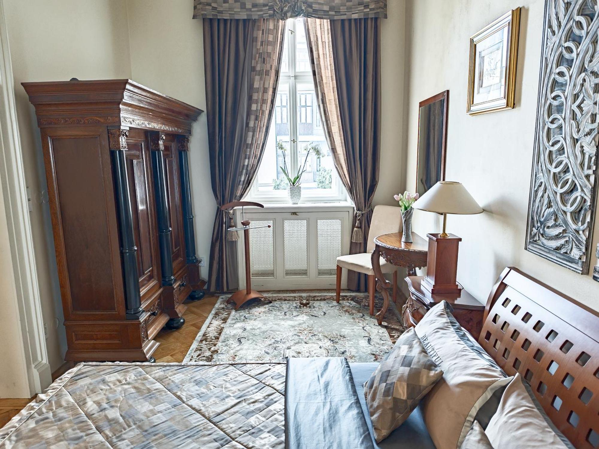 Unique Location With Hot-Tub, Terrace And Garden Villa Praha Eksteriør bilde